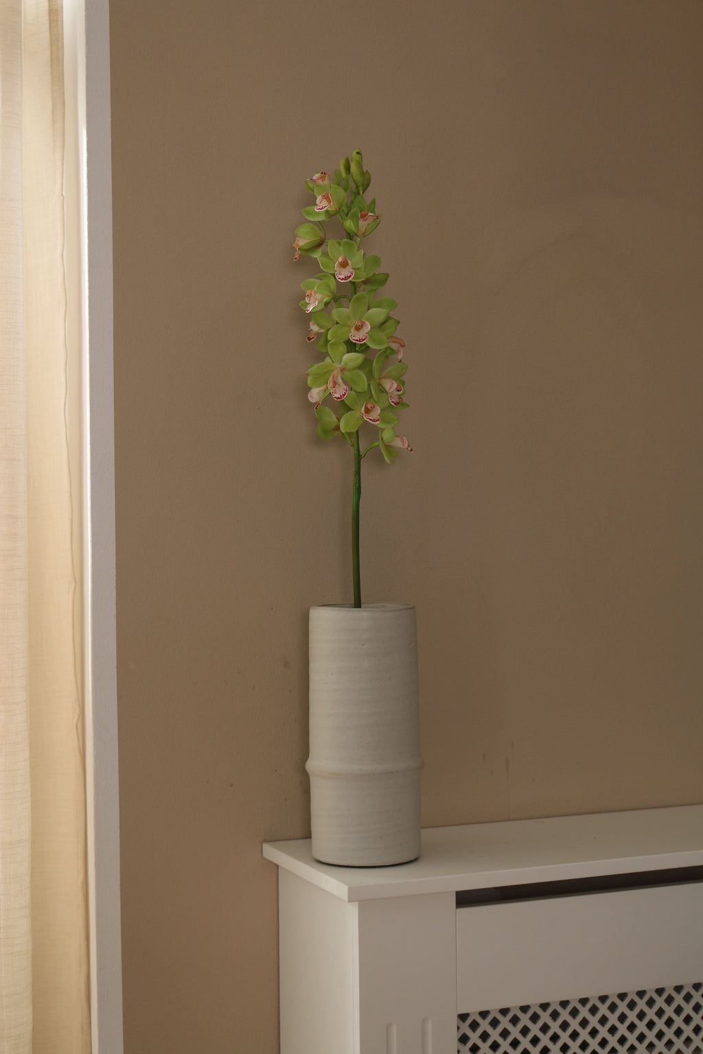 Kunstig Cymbidium Orkidé